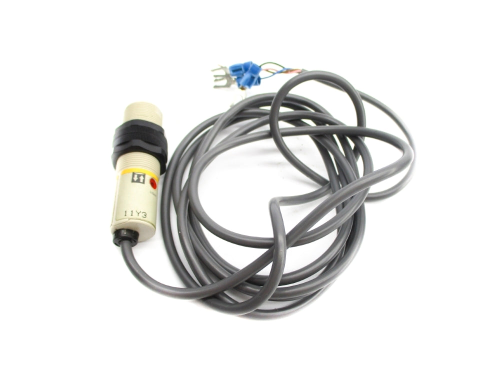 OMRON E3F2-R2C4 UNMP