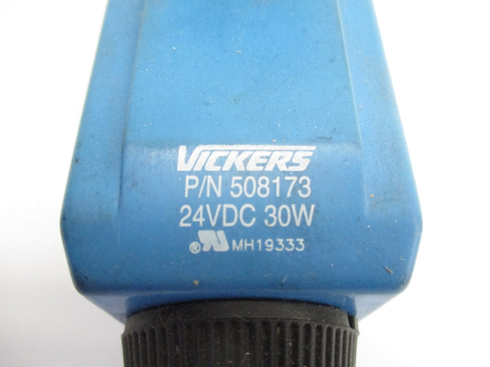 VICKERS DG4V3S2CMFWH560 02-109681 1450PSI 24VDC NSNP
