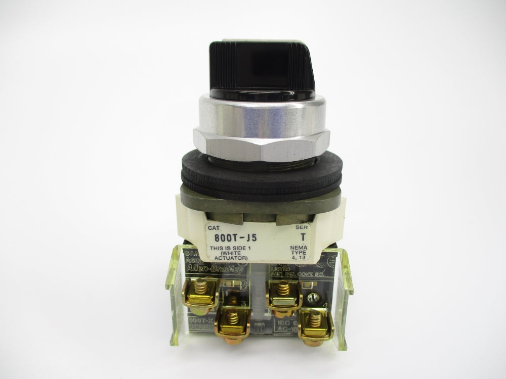 ALLEN BRADLEY 800T-J5A SER. T (GY/BL) NSMP
