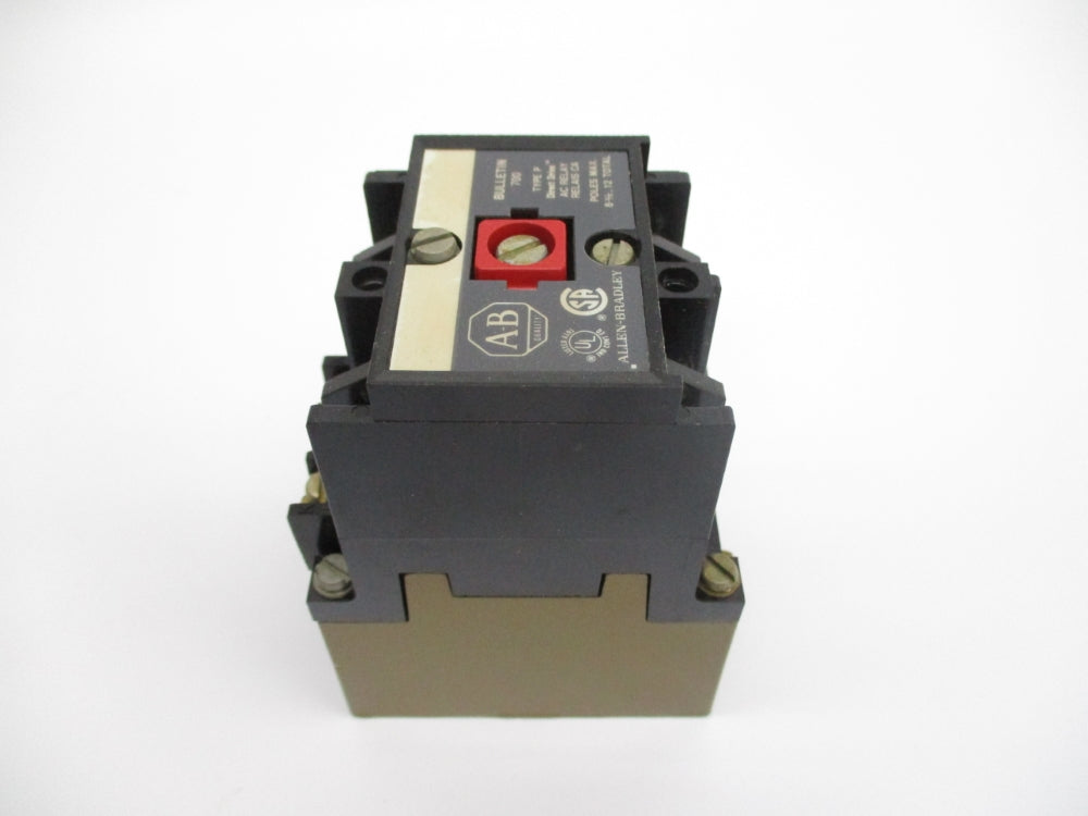 ALLEN BRADLEY 700-P200A4 SER. A 460-480V (BK/YL) NSMP