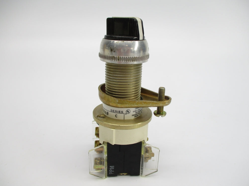 ALLEN BRADLEY 800H-HP2KB6# SER. C NSNP
