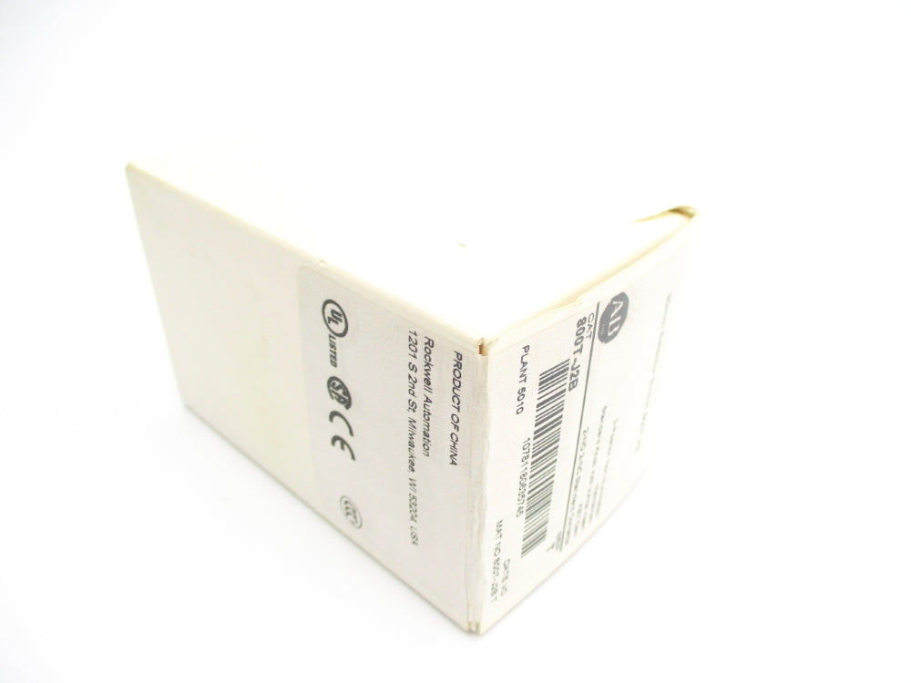 ALLEN BRADLEY 800T-J2B SER. T (WH) NSFS