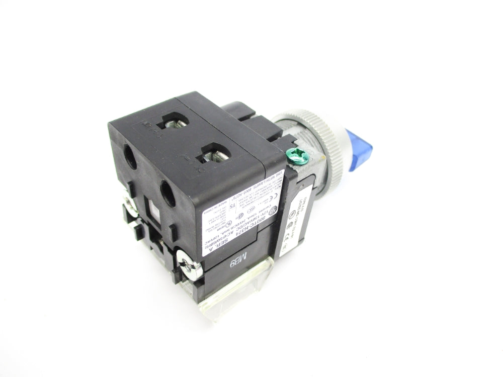 ALLEN BRADLEY 800T-2JBH2KB7AX SER. V (WH) NSMP