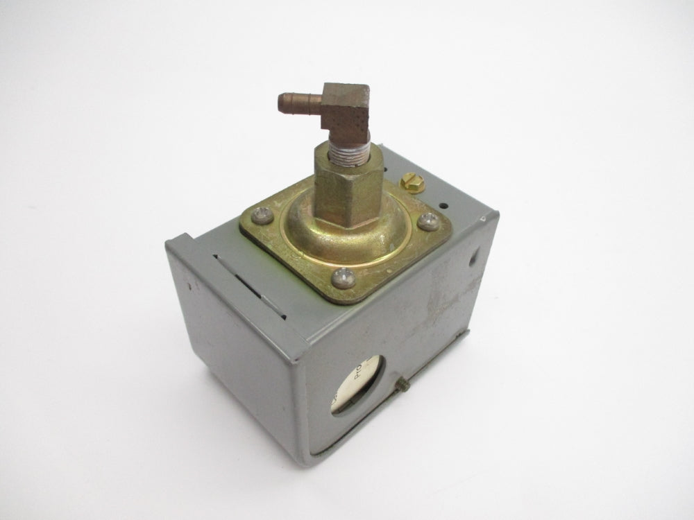 JOHNSON CONTROLS P-7221 UNMP
