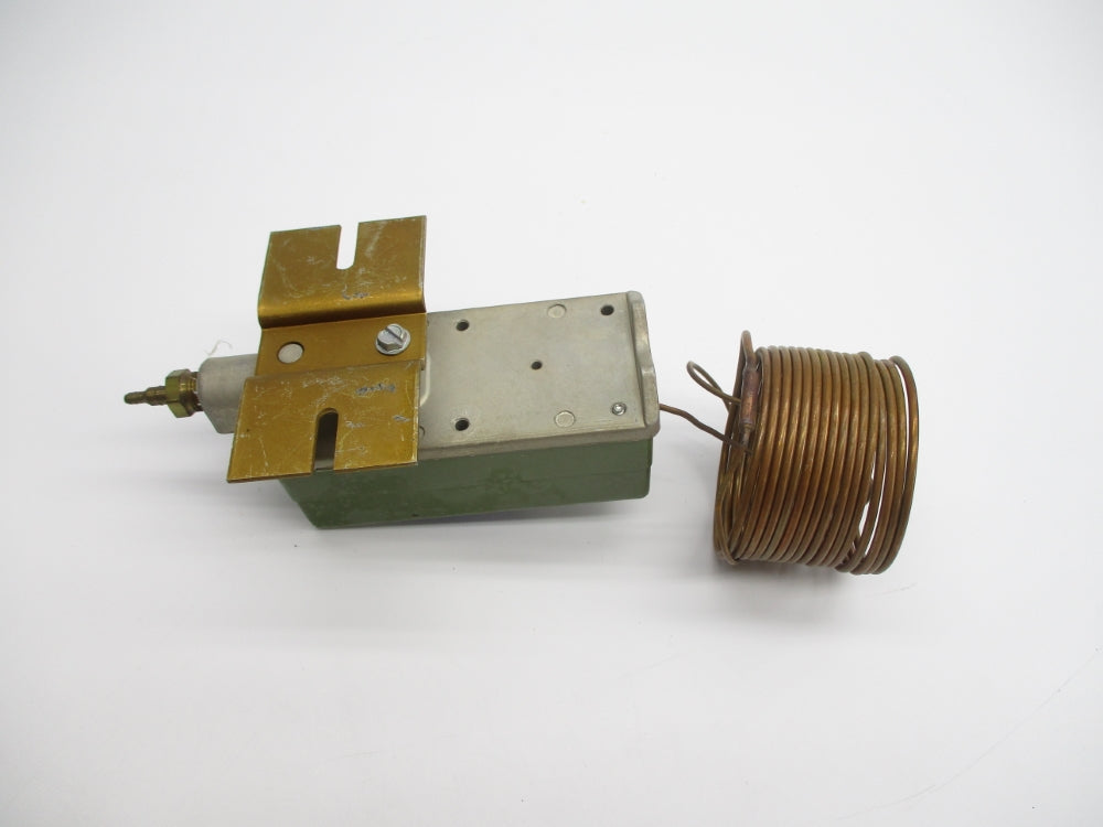 JOHNSON CONTROLS T-5210-1009 100F UNMP