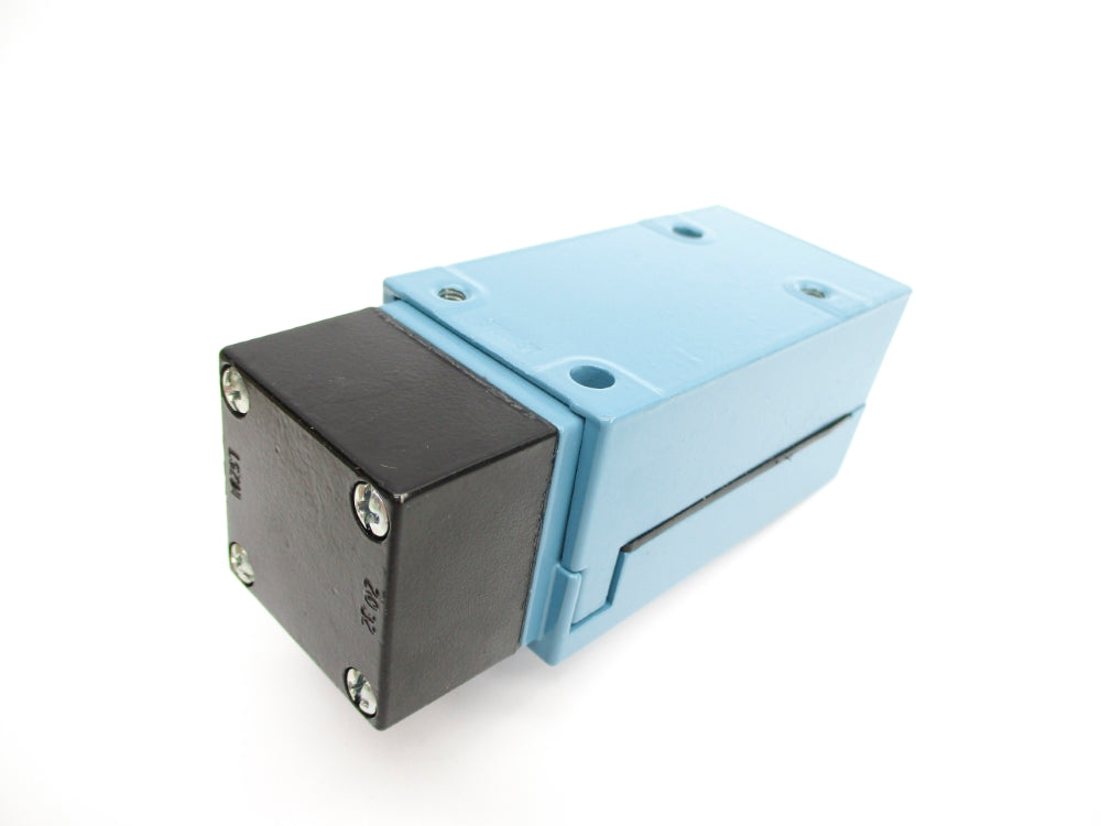 MICRO SWITCH LSA6B 600VAC 10A NSMP