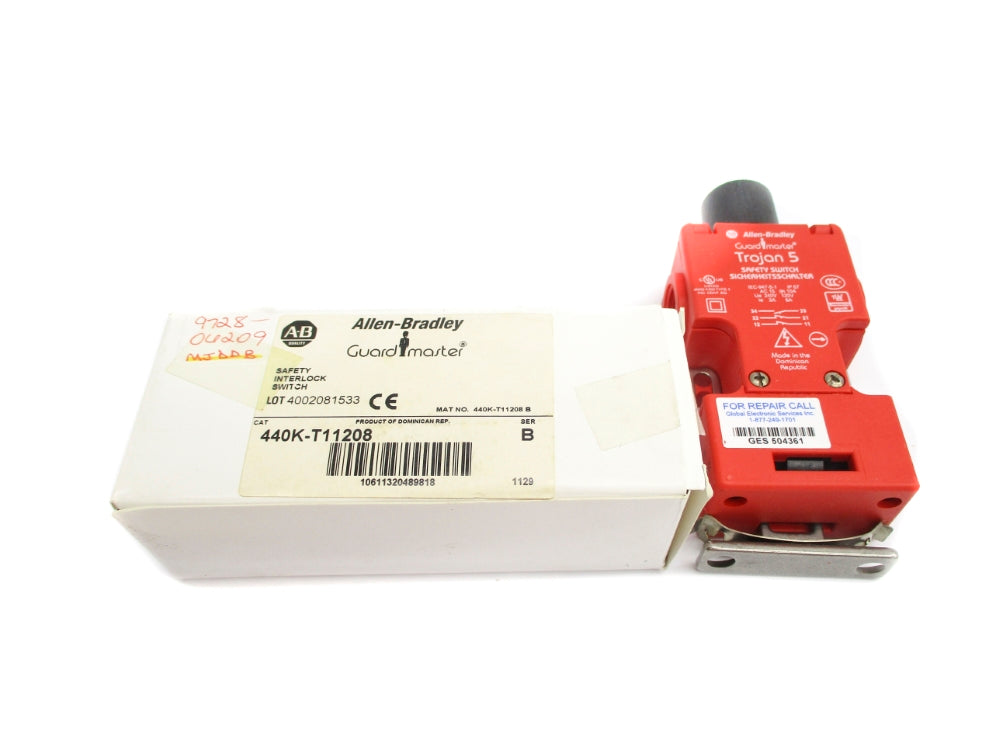 ALLEN BRADLEY 440K-T11208 SER. B (WH) NSMP