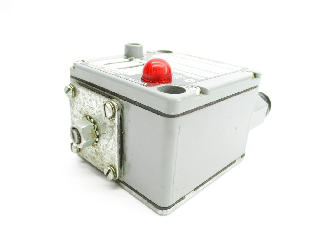 ALLEN BRADLEY 836T-T256J SER. A 60-650PSI UNMP