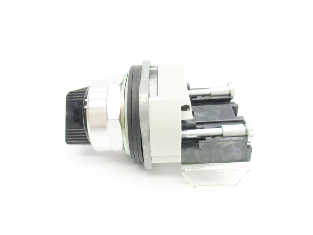 ALLEN BRADLEY 800T-J4A SER. T (BR/WH) NSMP