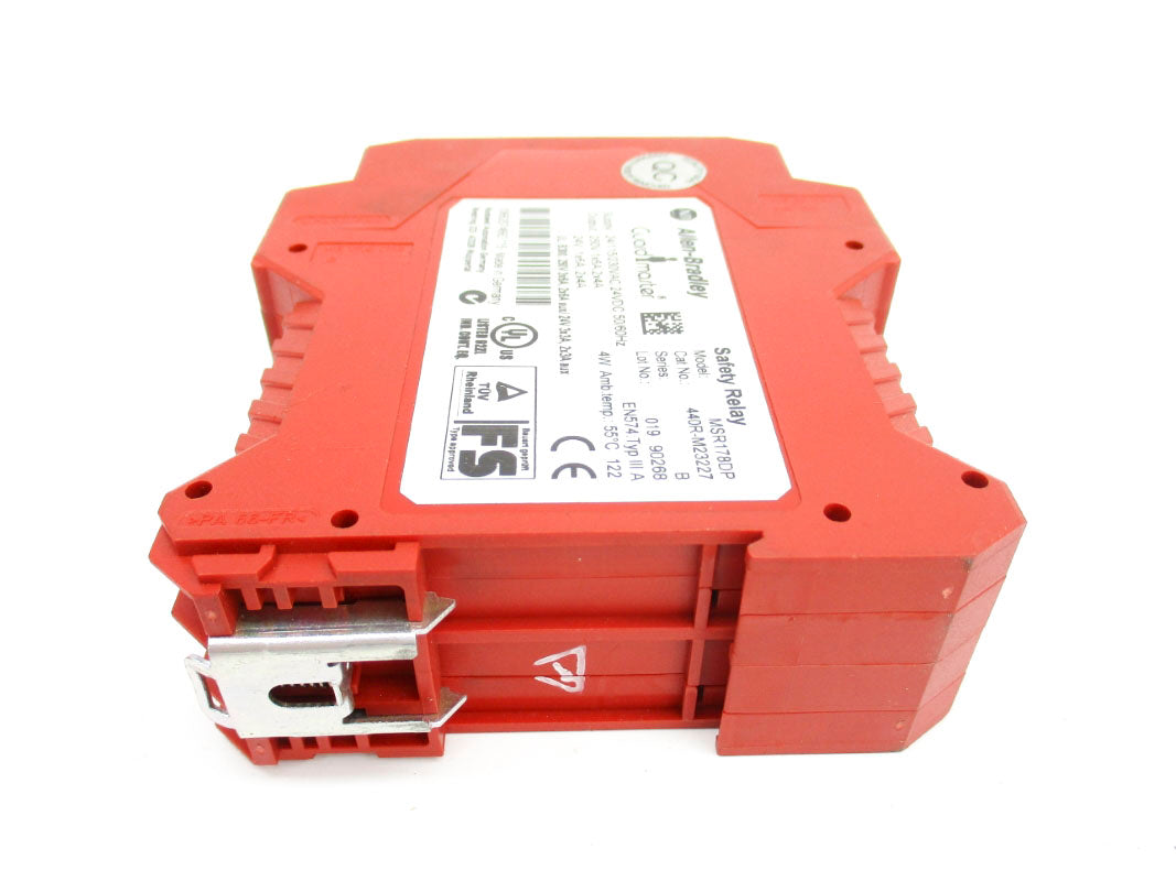 ALLEN BRADLEY 440R-M23227 SER. B 24VDC NSNP