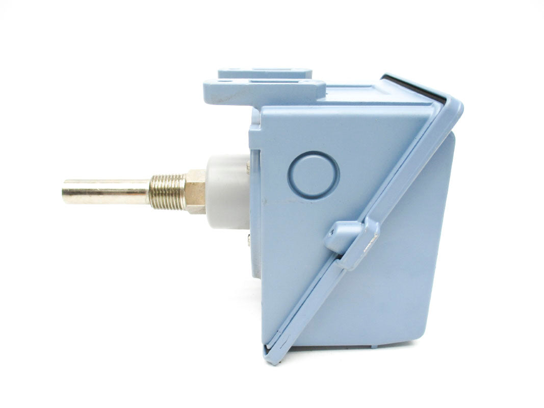 UNITED ELECTRIC CONTROLS C402-120 0-225'F 15A 480VAC UNMP