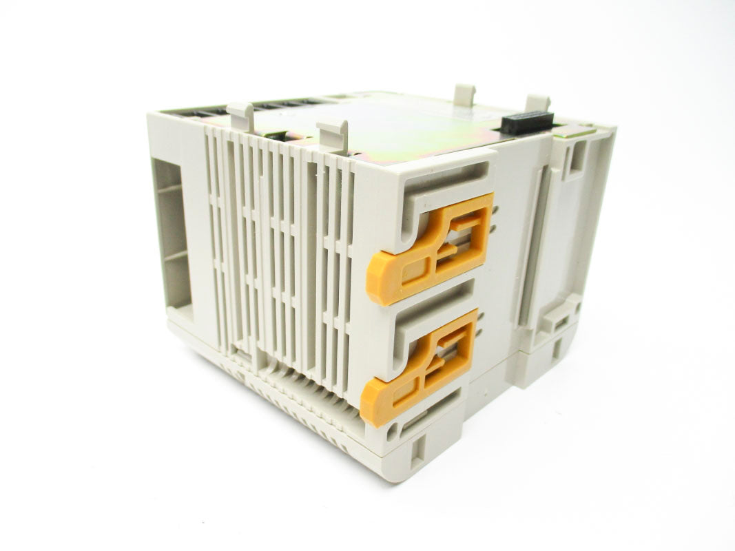 OMRON CQM1-PA216 100-120/200-240VAC 1.0/0.5A NSMP