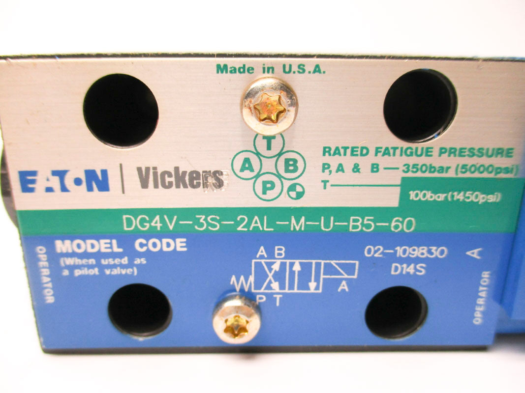 VICKERS DG4V3S2ALMUB560 02-101726 1450PSI 110/120V .46/.48A NSNP