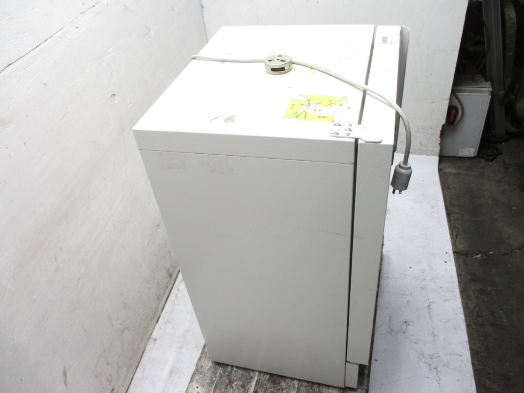 THERMO FISHER SCIENTIFIC 6528 51221135 115V 15.60A UNMP