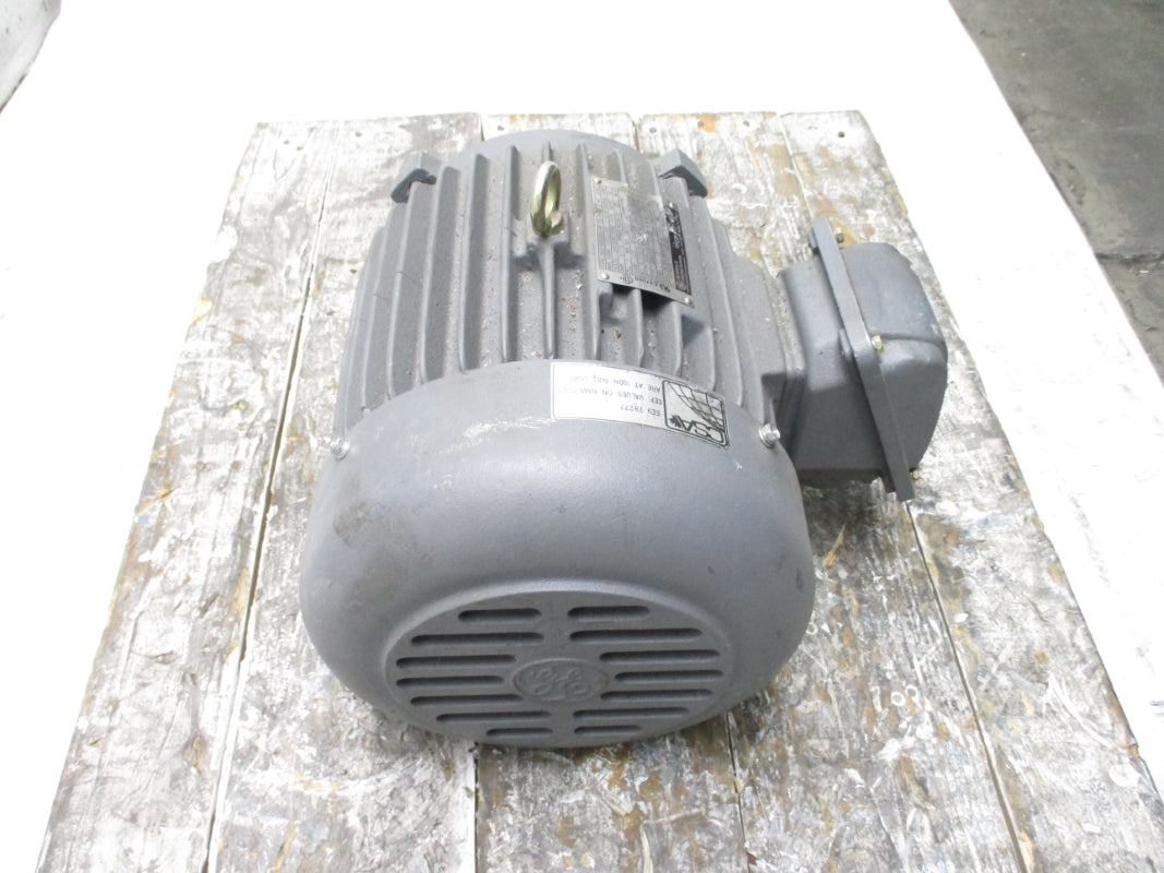 GENERAL ELECTRIC 5KE182SC305 230/460V 5/2.5A NSNP