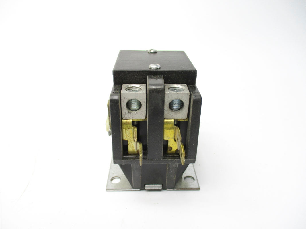 CUTLER HAMMER C25BNF240T SER. E1 40A 24V NSMP