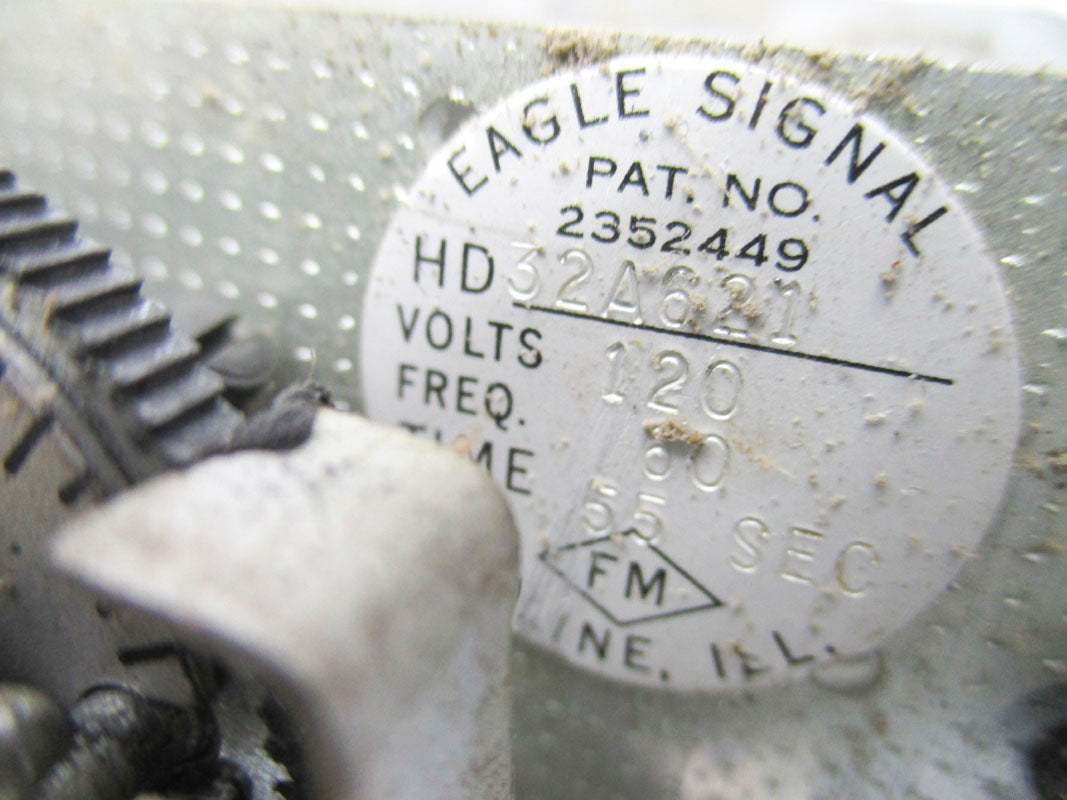 EAGLE SIGNAL HD32A621 120V 55S NSNP