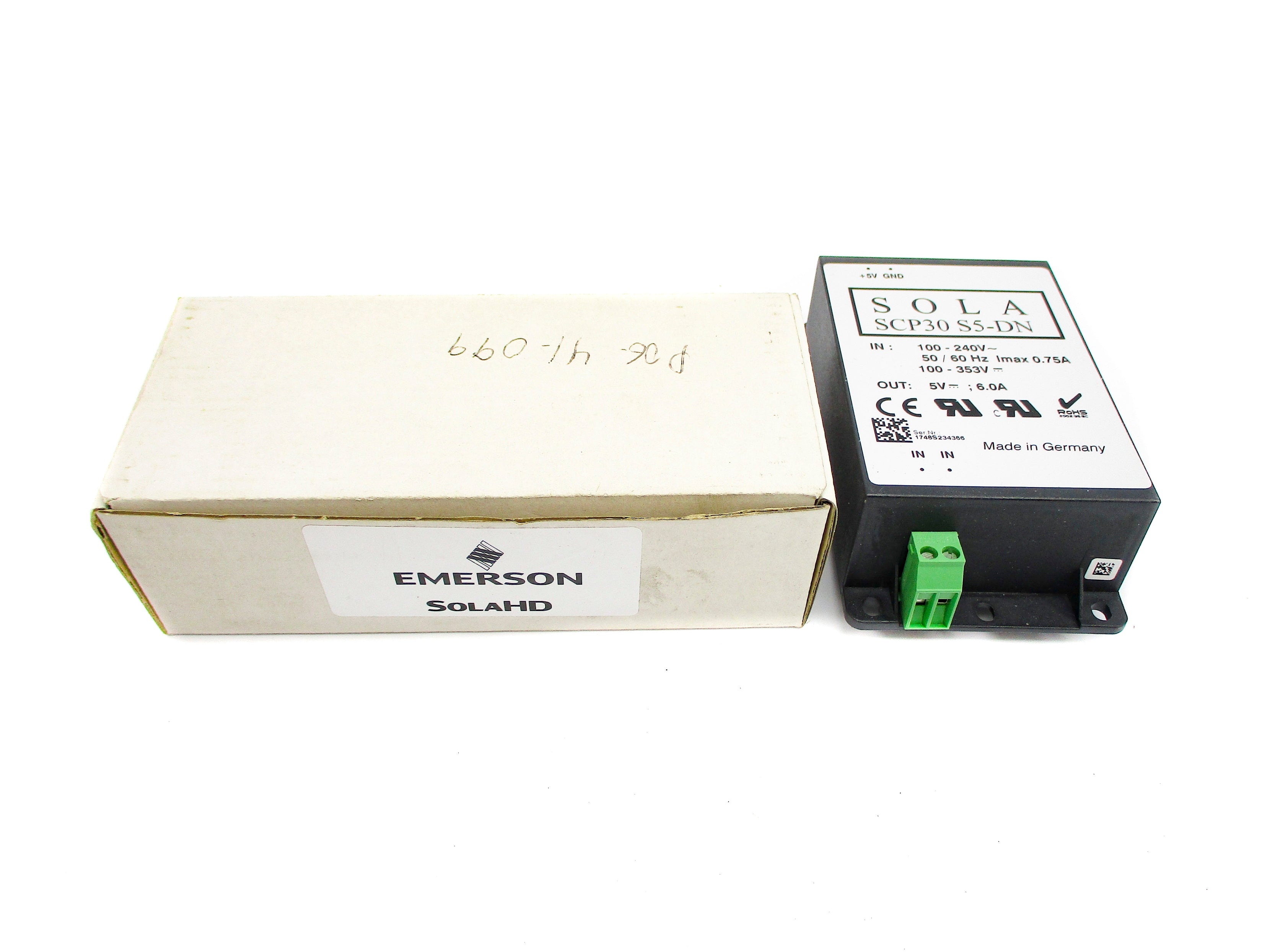SOLA SCP30S5-DN 100-240V 0.75A NSMP