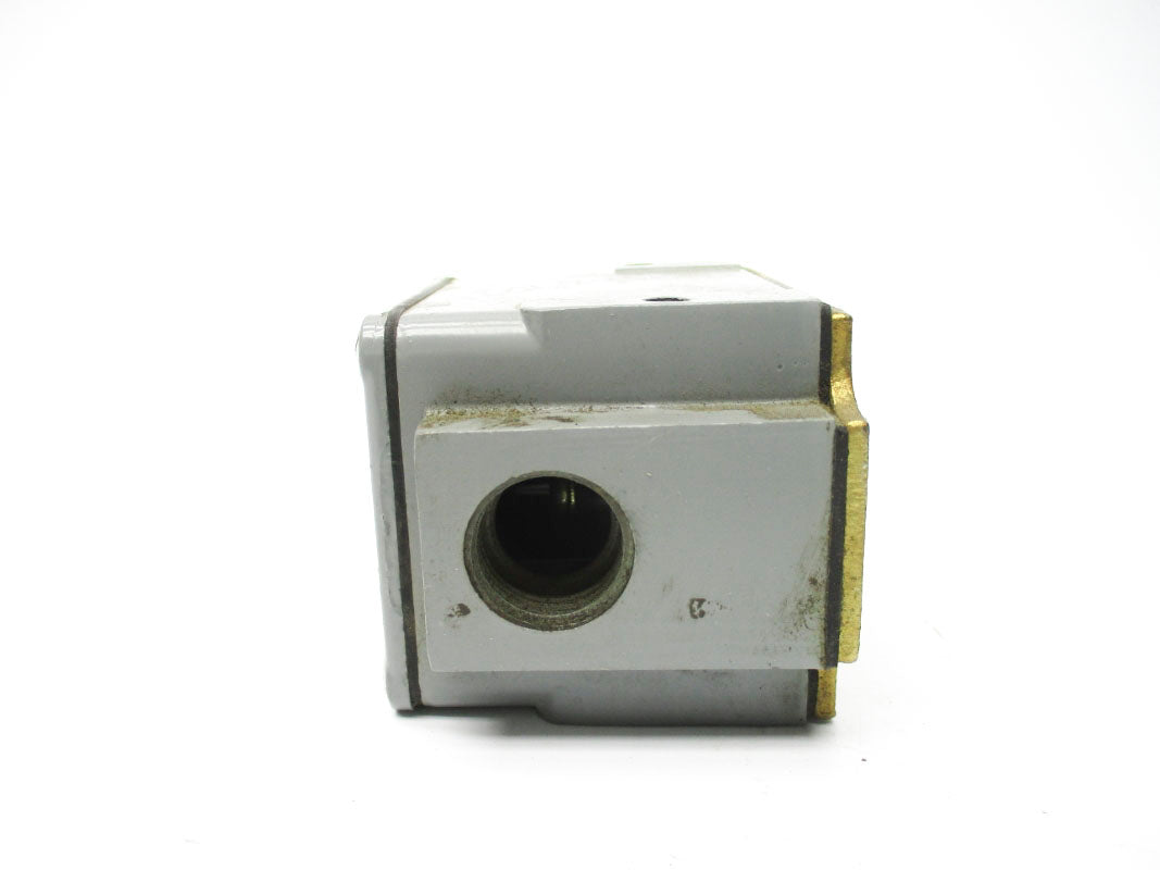 SQUARE D 9007TSA3 SER. D 600VAC 20A UNMP