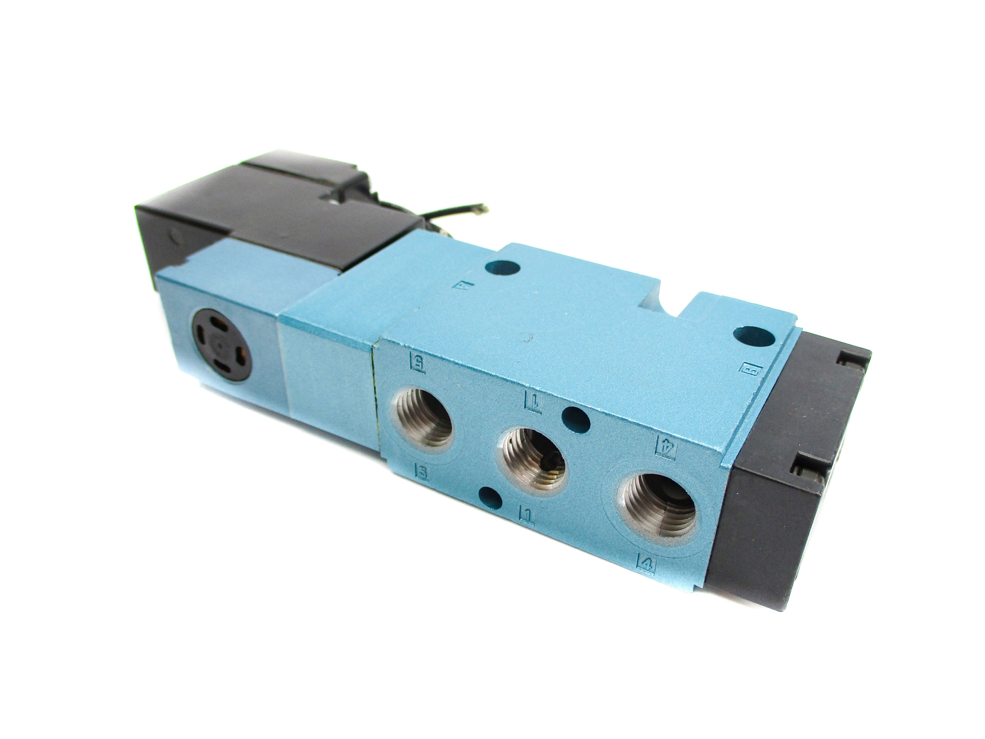 MAC 811C-PM-501AA-152 150PSI 24VDC NSMP