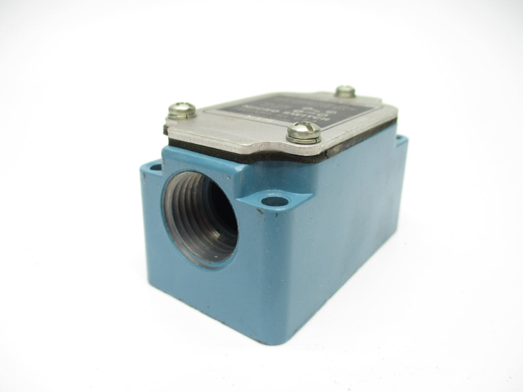 MICRO SWITCH 1LS19 600VAC 10A (AS PICTURED) NSNP