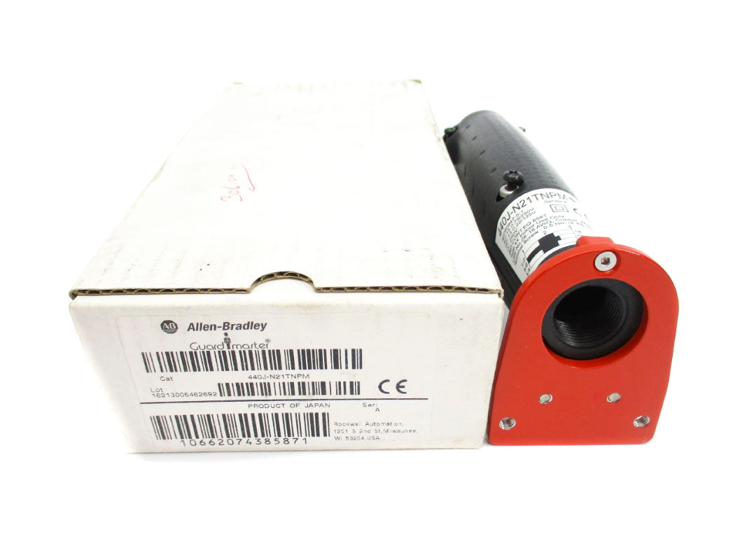 ALLEN BRADLEY 440J-N21TNPM SER. A 250VAC (WH) NSMP
