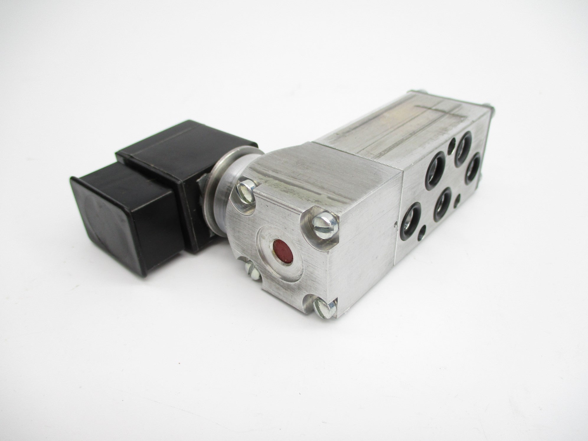 VERSA KGG-4332-HC-A12 110/120VDC 25-175PSIG NSMP