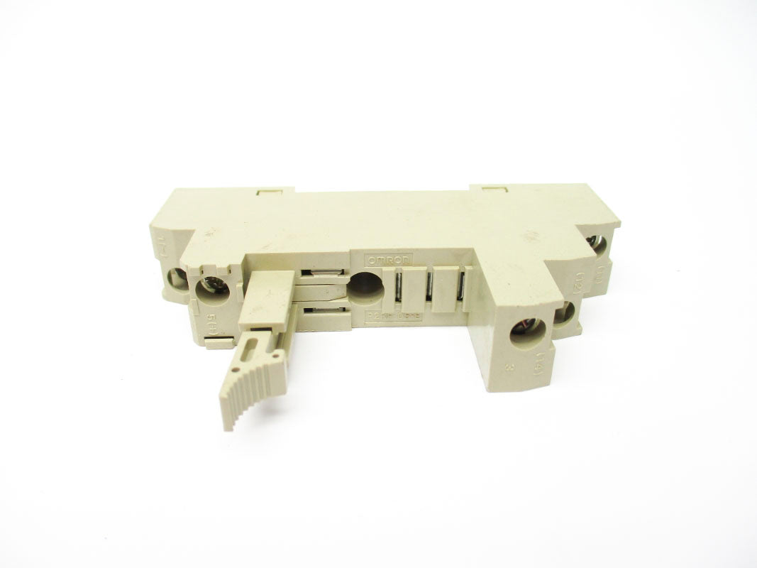 OMRON P2RF-05-E 250V 10A NSNP