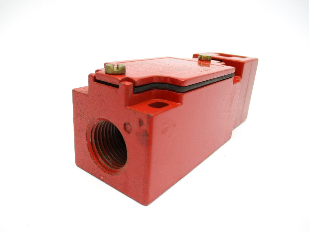 TELEMECANIQUE XCKJ5910H7 500V 3A UNMP