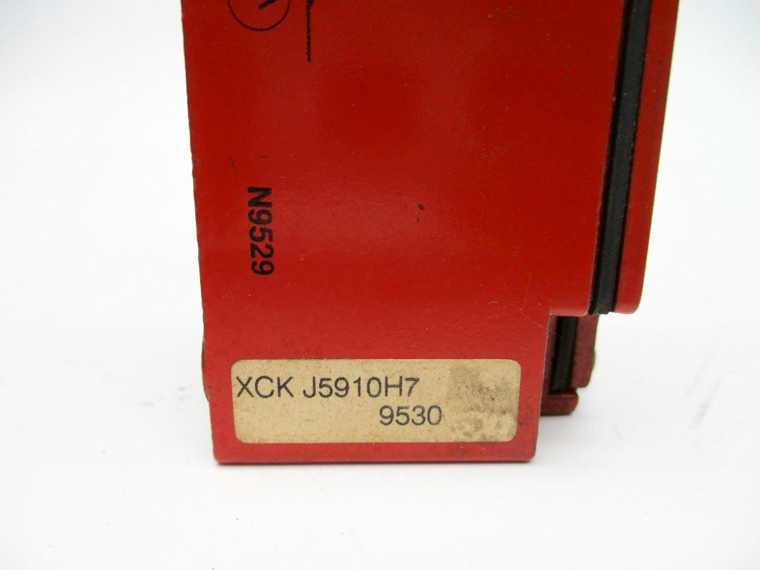 TELEMECANIQUE XCKJ5910H7 500V 3A UNMP