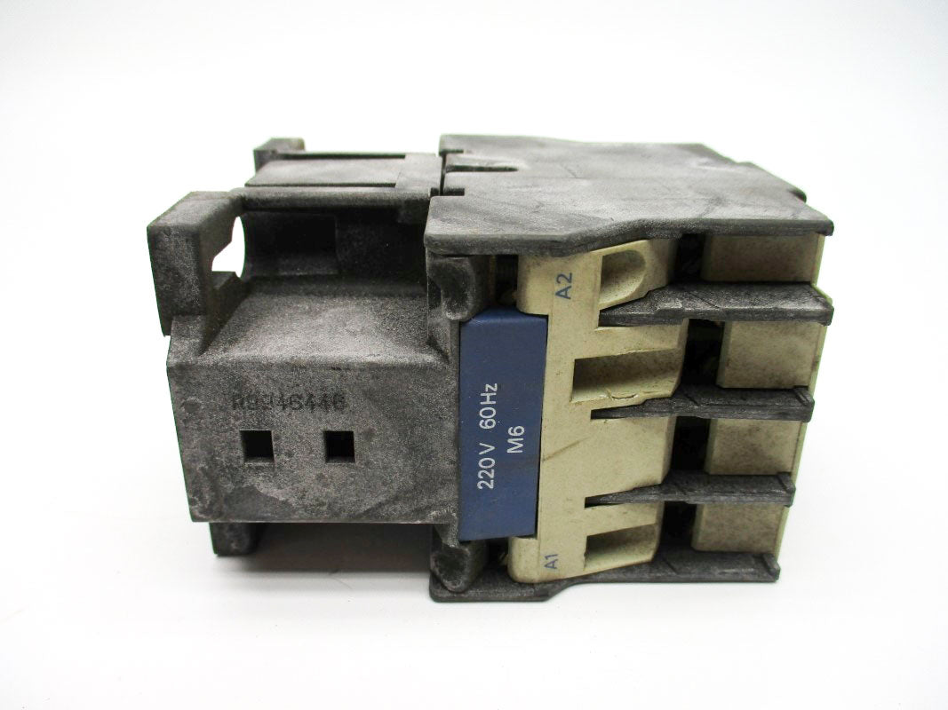 TELEMECANIQUE LC1D3201M6 220V 50A UNMP