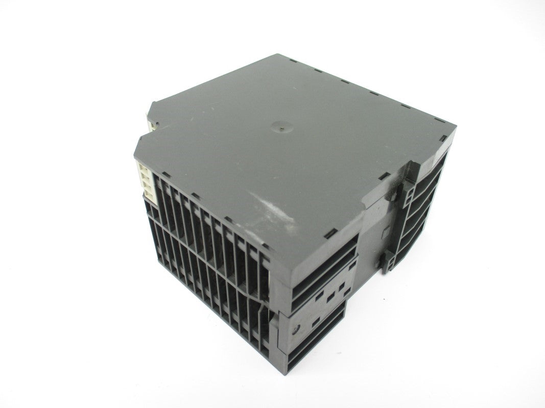 SIEMENS 6EP1334-2AA01 120/230VAC 2.4/4.1A NSNP