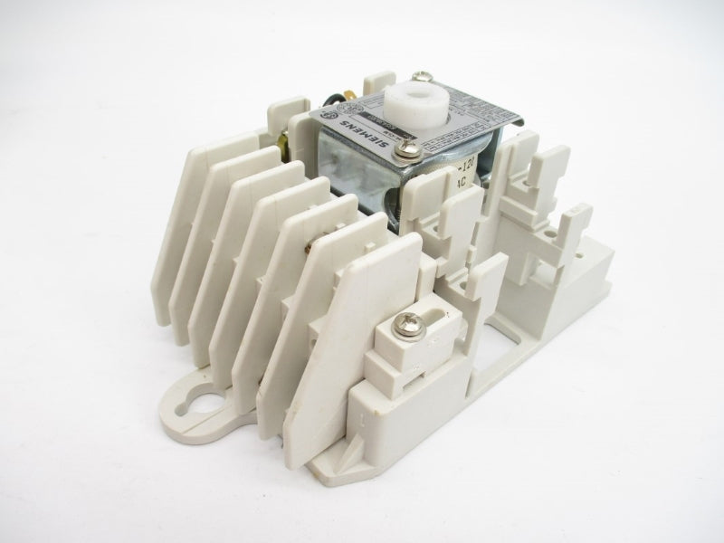 SIEMENS CLM22031 110/120V 20A NSMP