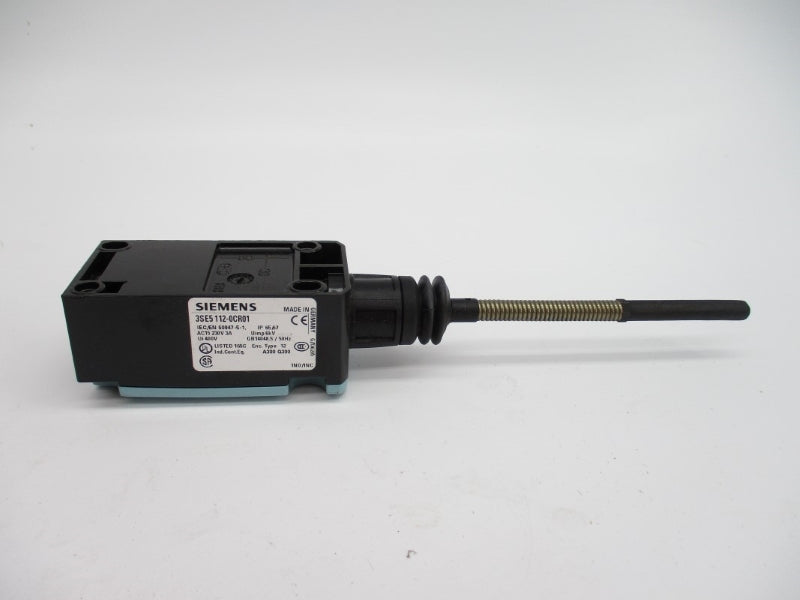 SIEMENS 3SE5112-0CR01 230V 3A NSMP