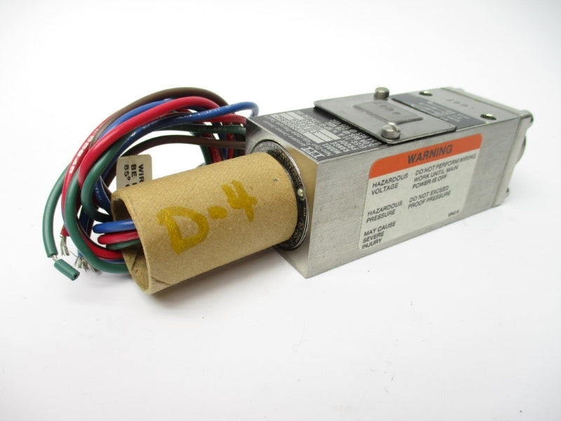 ITT 122P82C6892 125/250VAC 11A 3-30PSI NSNP