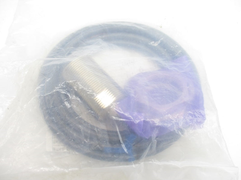 OMRON E2E-X10F1-2M 12-24VDC NSMP