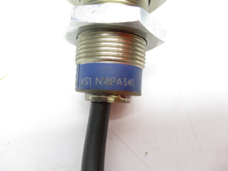 TELEMECANIQUE XS1N18PA340 12-24V UNMP