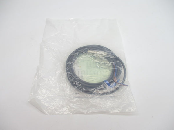 OMRON E2E-X3D1-N 12-24VDC 2M NSMP