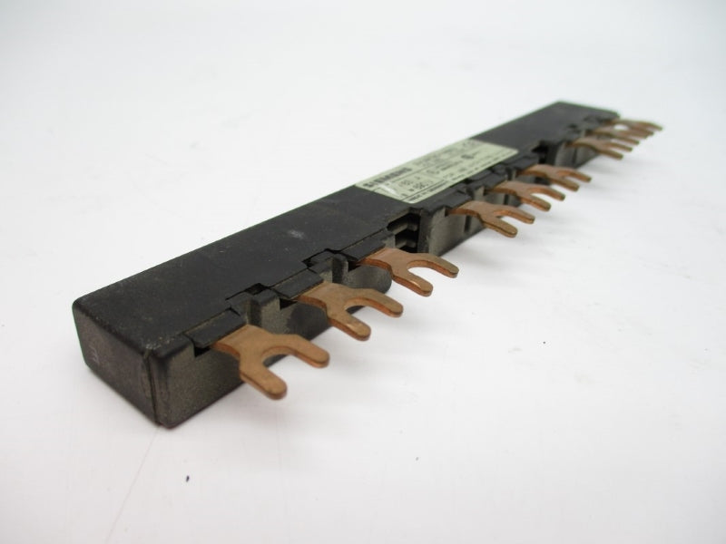 SIEMENS 3VU9135-1AB03 690V 63A UNMP
