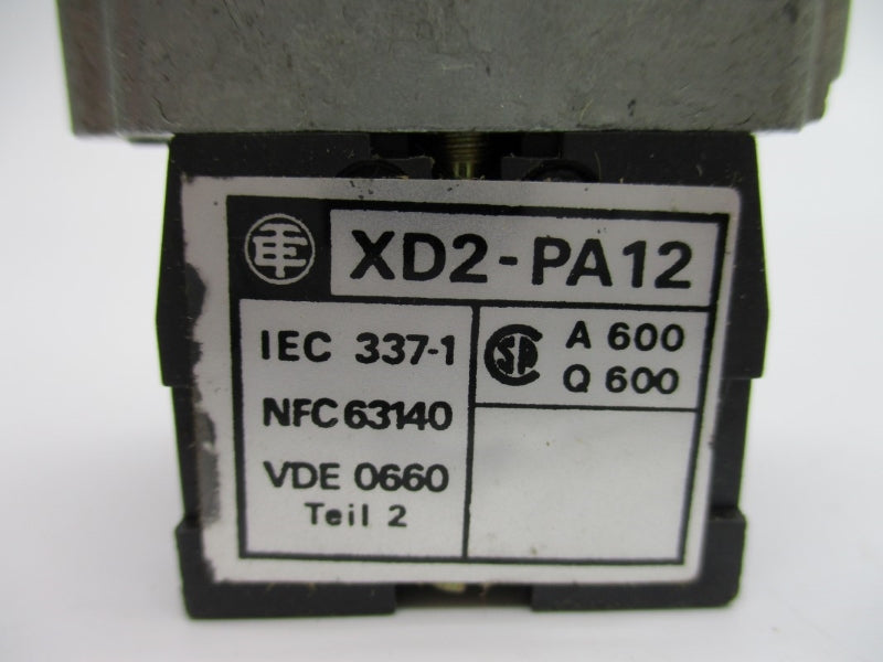 TELEMECANIQUE XD2-PA12 NSNP