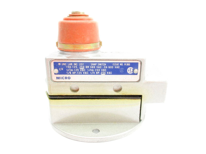 MICRO SWITCH BZV6-2RN34 600VAC 15A NSNP