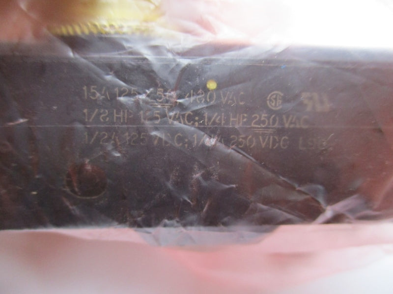 SELECTA BZ-2RQ18-A2-BG 480VAC 15A NSMP