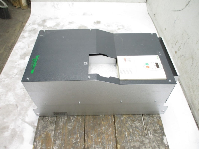 SCHNEIDER ELECTRIC ATV212HD75N4 380-480V 141.8A NSNP