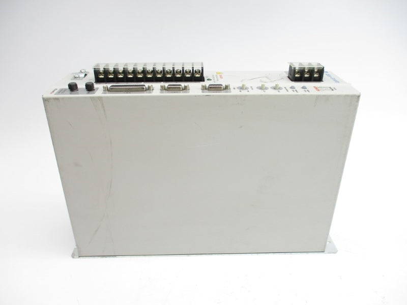 ALLEN BRADLEY 2098-DSD-030-SE SER. B F/W V1.52 120/240VAC 28A NSNP