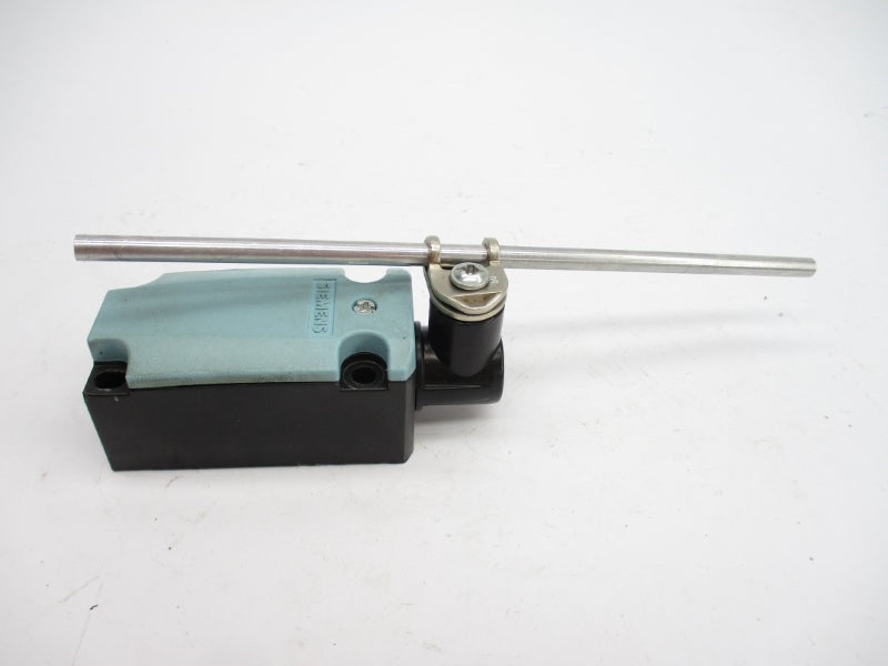 SIEMENS 3SE5112-0CH80 400V 3A UNMP