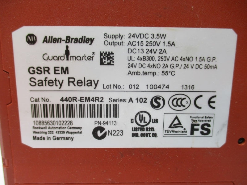 ALLEN BRADLEY 440R-EM4R2 SER. A 24VDC 2A NSNP