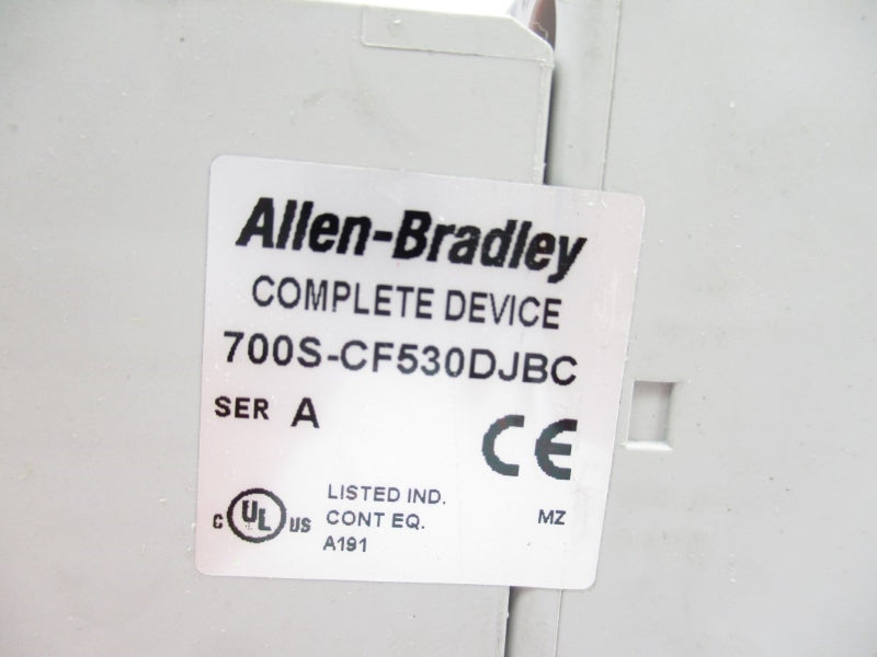 ALLEN BRADLEY 700S-CF530DJBC SER. A 24VDC UNMP