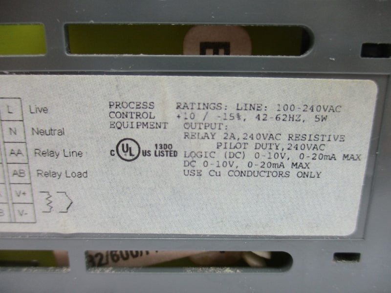 EUROTHERM CONTROLS 2116I/AL/VH/ENG/ 100-240VAC 2A UNMP