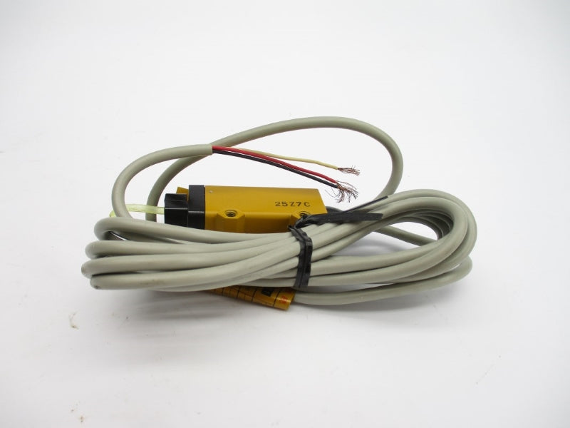 OMRON E3S-X2CE4 12-24VDC NSMP
