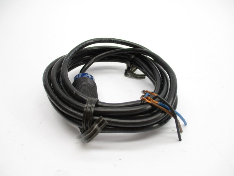 TELEMECANIQUE XS3P18PA340 12-24V NSNP